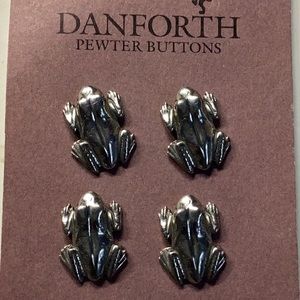 Frog buttons